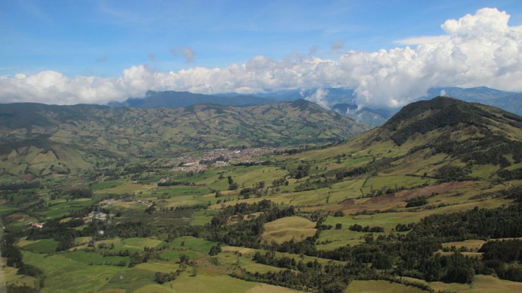 Antioquia recibirá 17.393 millones de pesos para vivienda rural