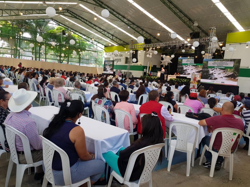 La Gobernación de Antioquia hizo reconocimiento especial a las familias vinculadas a BanCO2
