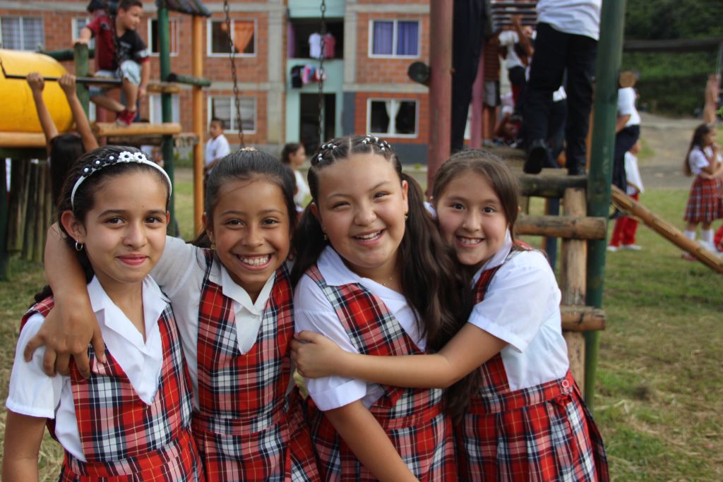 La Secretaría de Educación de Antioquia Construye Planes de Permanencia Institucionales