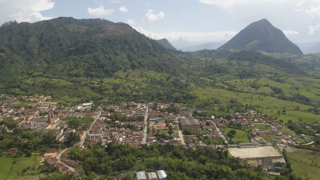 SENA y Gobernación de Antioquia llegan con formación en Gobierno Local a subregiones del departamento