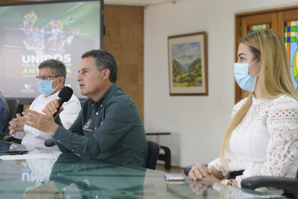 Gobernador de Antioquia instaló la Mesa Permanente de Seguimiento y Coordinación al Plan Nacional de Vacunación en el departamento de Antioquia