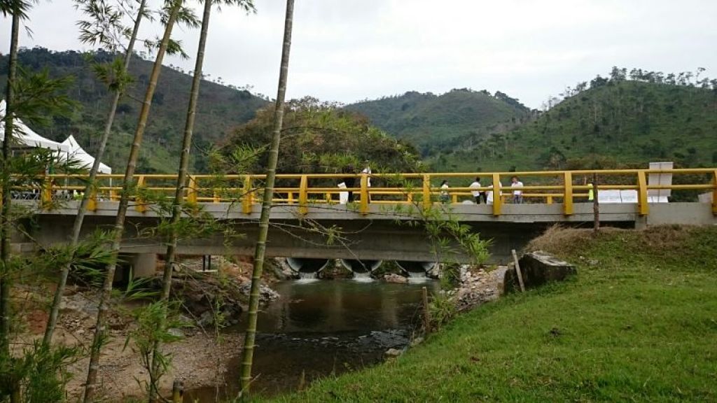 Inauguración del Puente San Rafael en el municipio de Maceo