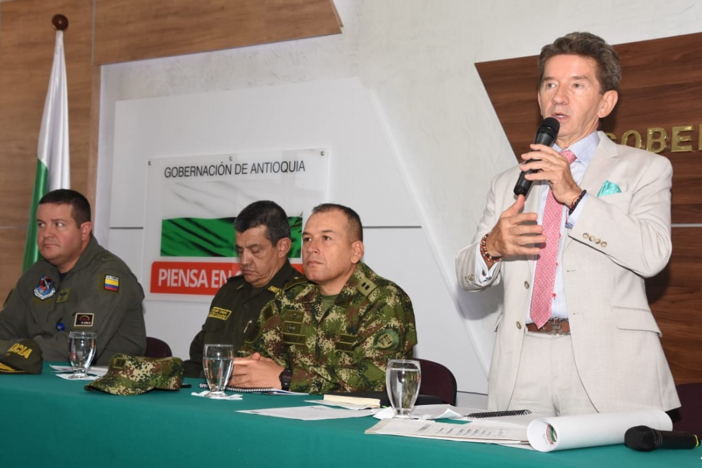 Ministerio de Transporte acoge solicitud del Gobernador  Luis Pérez, para rebajar valor del peaje de Amagá