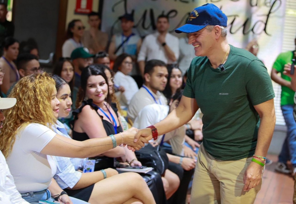 En la Asamblea Departamental de Juventud, el Gobernador Andrés Julián anunció recursos para el fondo de Ciencia, Tecnología e Innovación