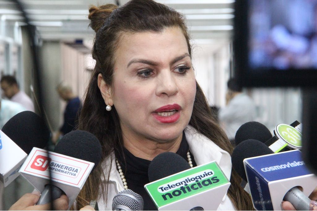 Testimonio de la Secretaria de Minas DORA ELENA BALVÍN AGUDELO