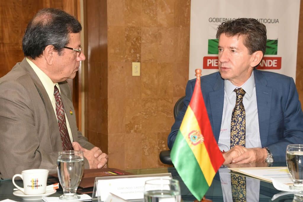 Bolivia y Antioquia comparten experiencias