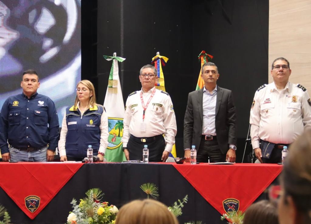 ¡Gran orgullo para Antioquia! Grupo de Búsqueda y Rescate Urbano de Envigado recibió la primera certificación y acreditación nacional USAR del departamento