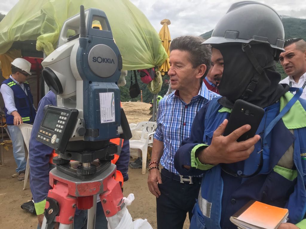 Gobernador de Antioquia visita las obras del proyecto Hidroituango, dialoga con los trabajadores y se reúne con los técnicos para analizar la evolución de los diferentes frentes de atención prioritaria