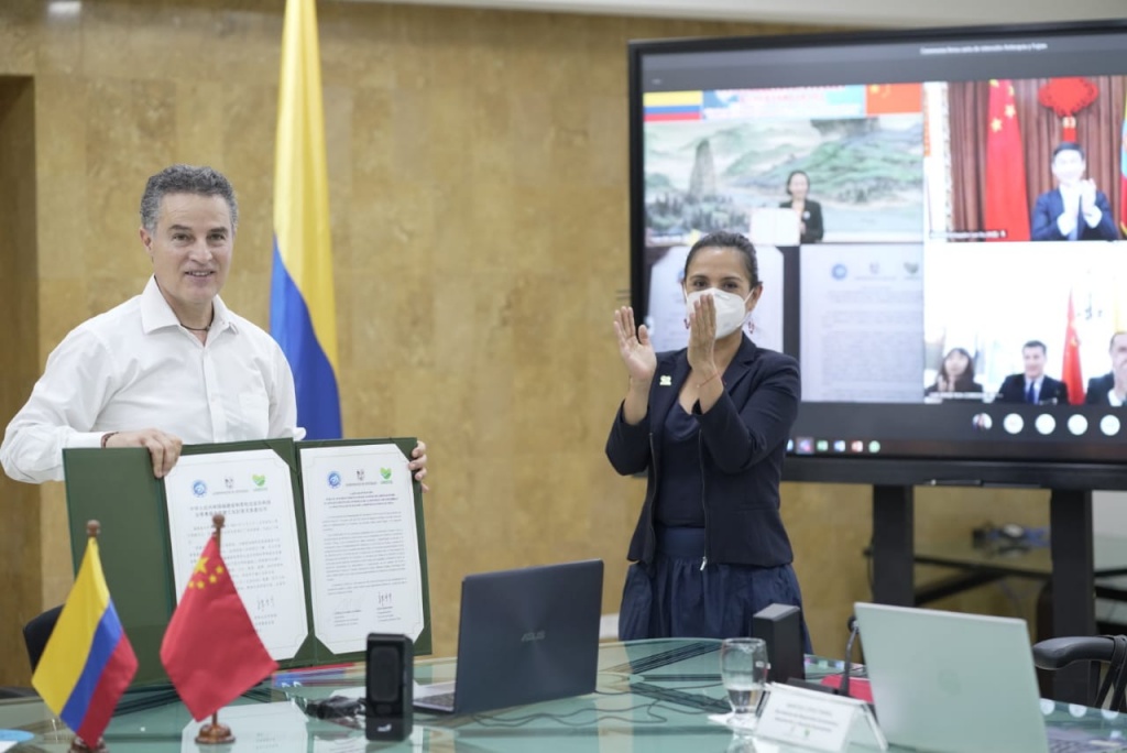 Antioquia firma Carta de Intención del Establecimiento de Relaciones de Amistad con la Provincia Fujian de la República Popular China