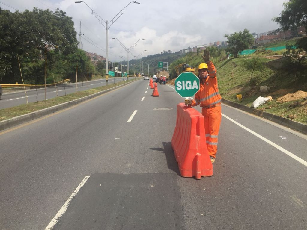Continúan los cierres parciales en el Tramo 4.1 km - Conexión vial Guillermo Gaviria Correa