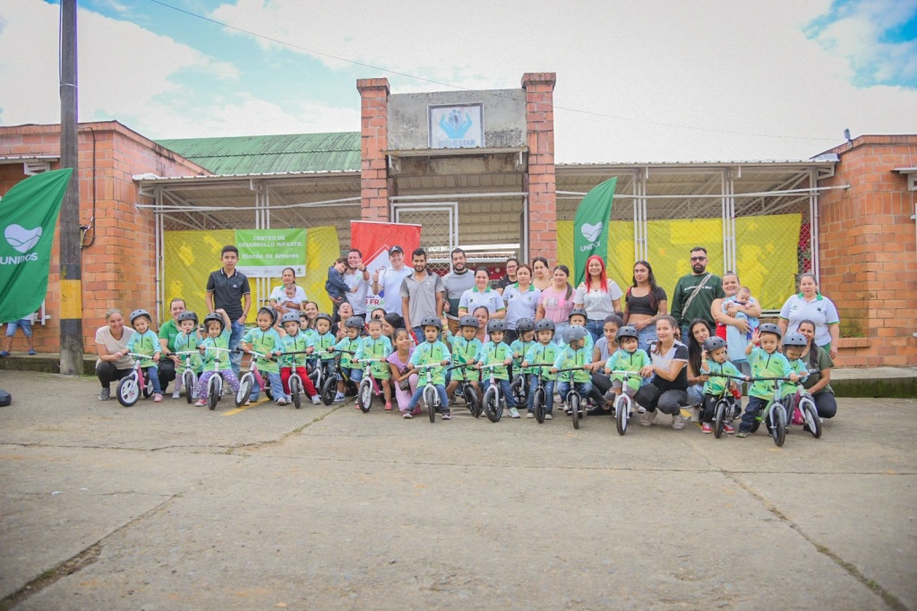Con Antioquia en Bici se entregan más de 750 bicicletas para la primera infancia del departamento