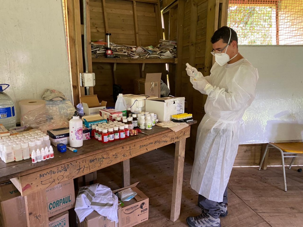 Avanza jornada de salud en la selva de Urrao ante posible brote de tosferina