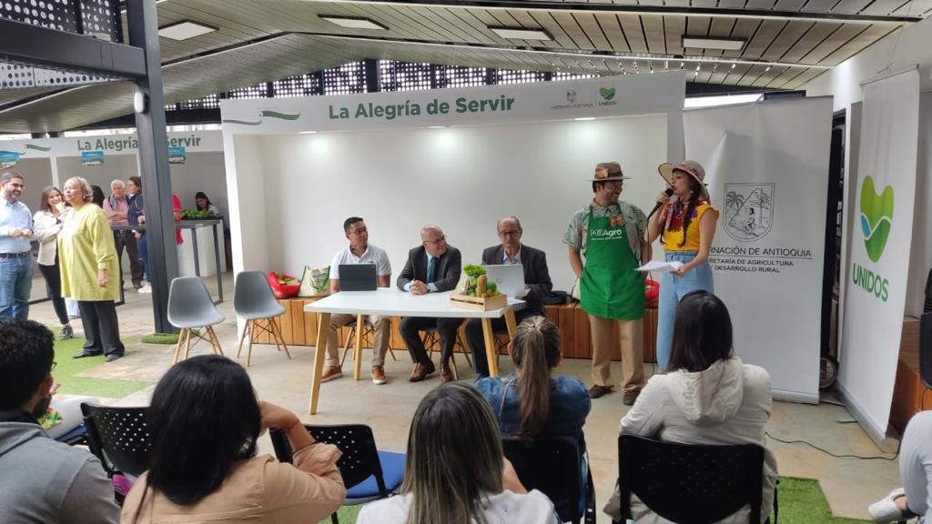 La Gobernación de Antioquia presentó aplicativo Compras Públicas de Alimentos