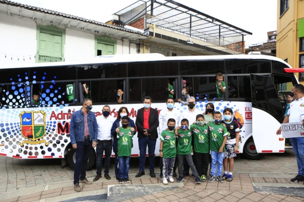 Departamento de Antioquia invertirá más de $16.450 millones de pesos en la cofinanciación del transporte escolar para estudiantes de 115 municipios no certificados