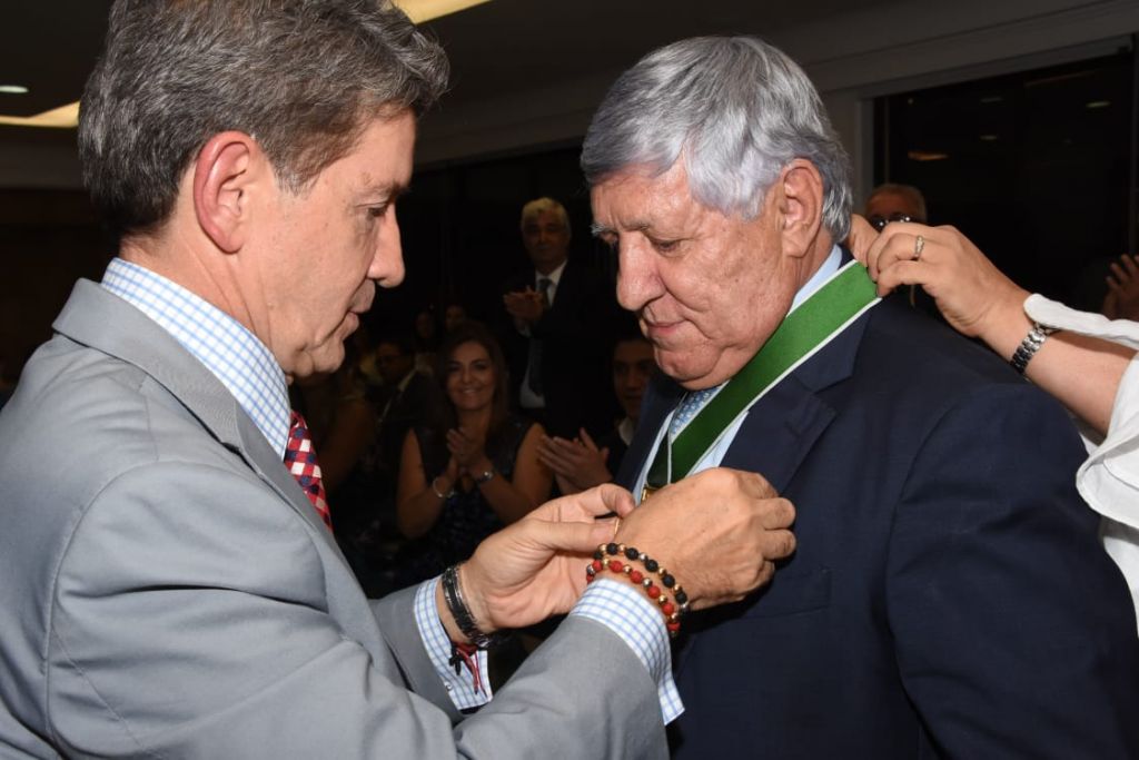 Gobernación condecoró con el Escudo de Antioquia Categoría Oro al Ingeniero William Vélez Sierra