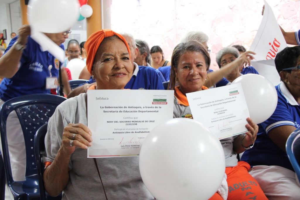 Antioquia Libre de Analfabetismo graduó su primera cohorte