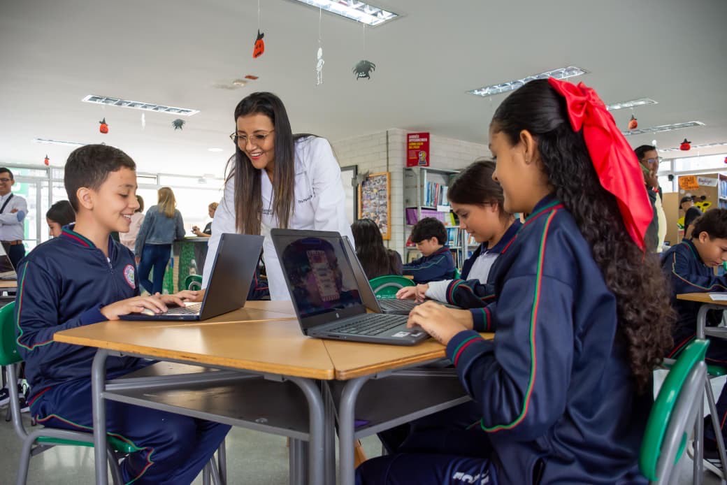 Gobernación de Antioquia lleva la campaña Soy Antipólvora a escuelas y colegios 