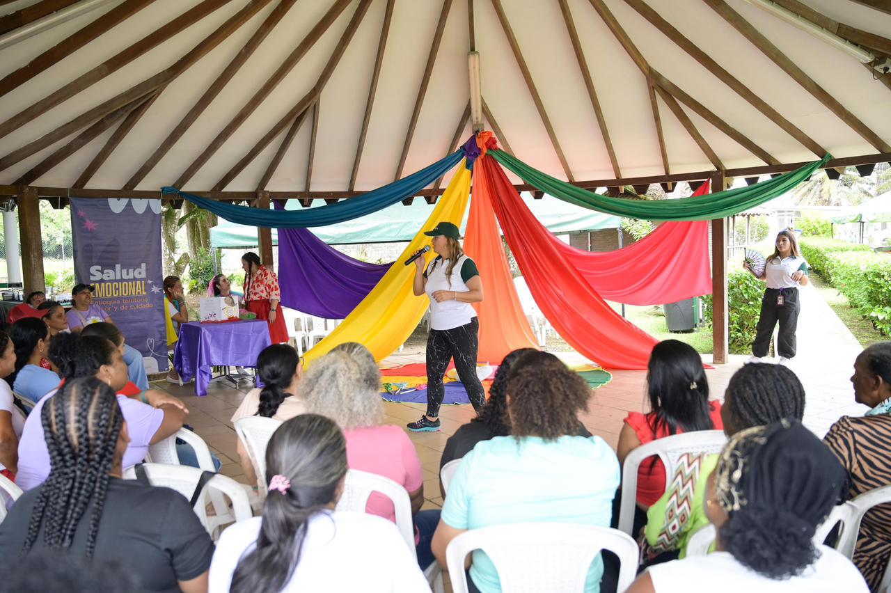 Secretaría de las Mujeres de Antioquia celebró el Día de las Madres Comunitarias con un reconocimiento al trabajo de cuidado