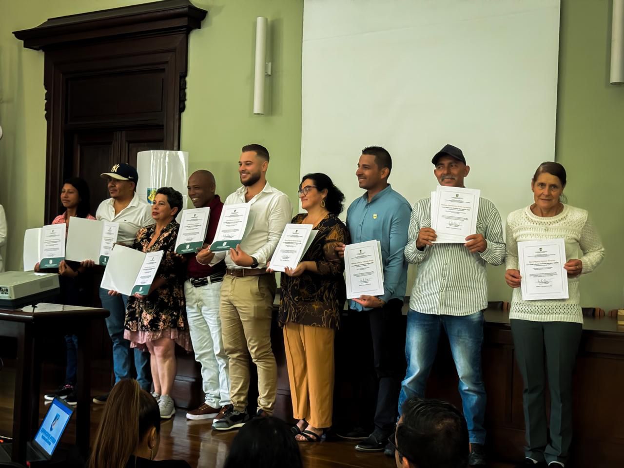 Gobernación de Antioquia reconoce el trabajo de nueve líderes en “El gran comunal de Antioquia 2025”