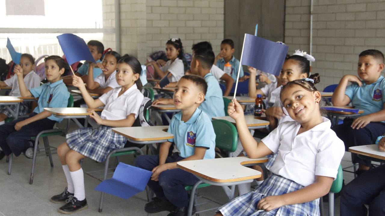 Ya están abiertas las matrículas para el año escolar 2026 en las instituciones educativas oficiales de Antioquia 