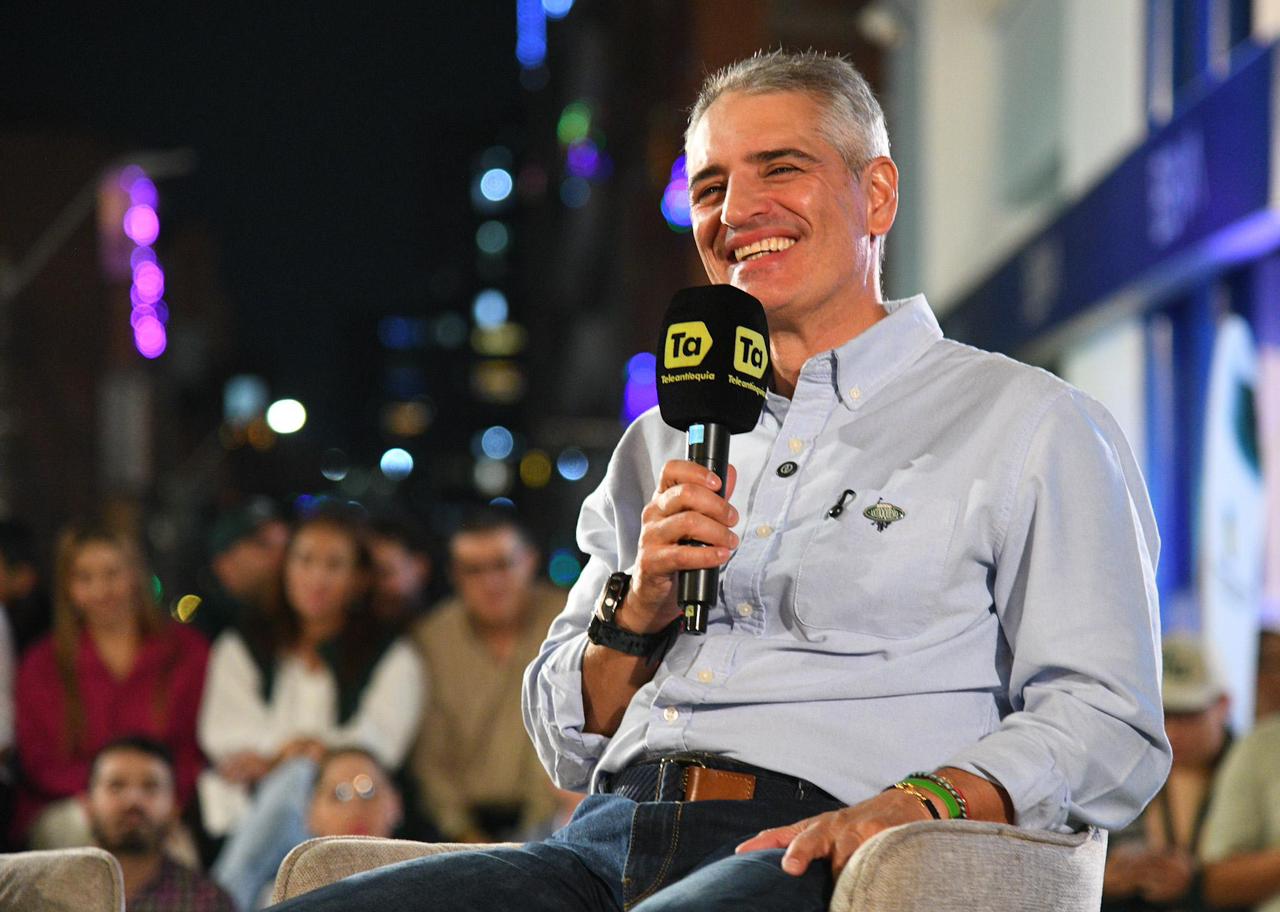 “Antioquia no se rinde y estamos saliendo adelante”: Gobernador Andrés Julián en la rendición de cuentas a los antioqueños