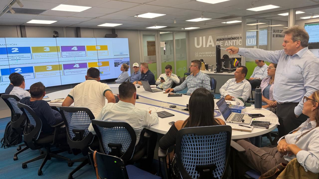 Delegados de Sumapaz y de las 10 provincias antioqueñas intercambiaron experiencias para impulsar la autonomía territorial y  planeación regional 