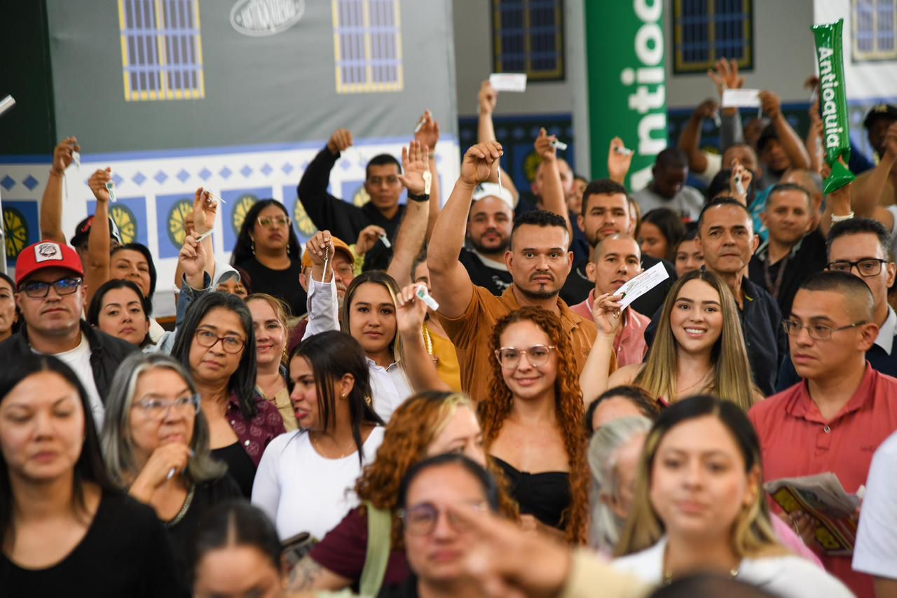 ‘Mi Casa Antioquia Ya’ impulsa el acceso a vivienda de más hogares Antioqueños: 552 familias avanzan en segunda convocatoria del subsidio 