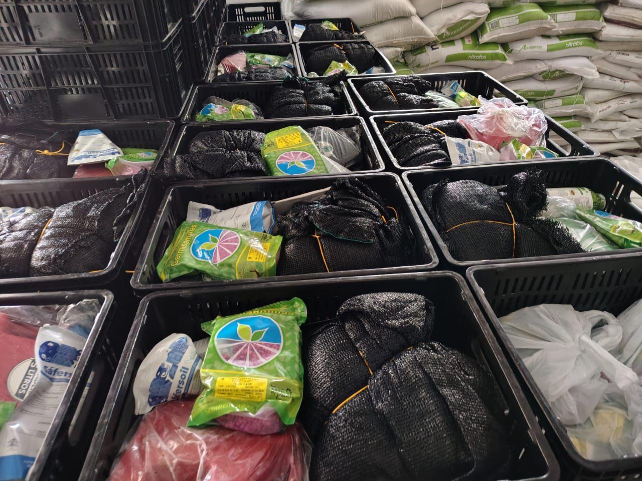 Gobernación de Antioquia inició la entrega de kits de seguridad alimentaria a familias afectadas por lluvias en Urabá 