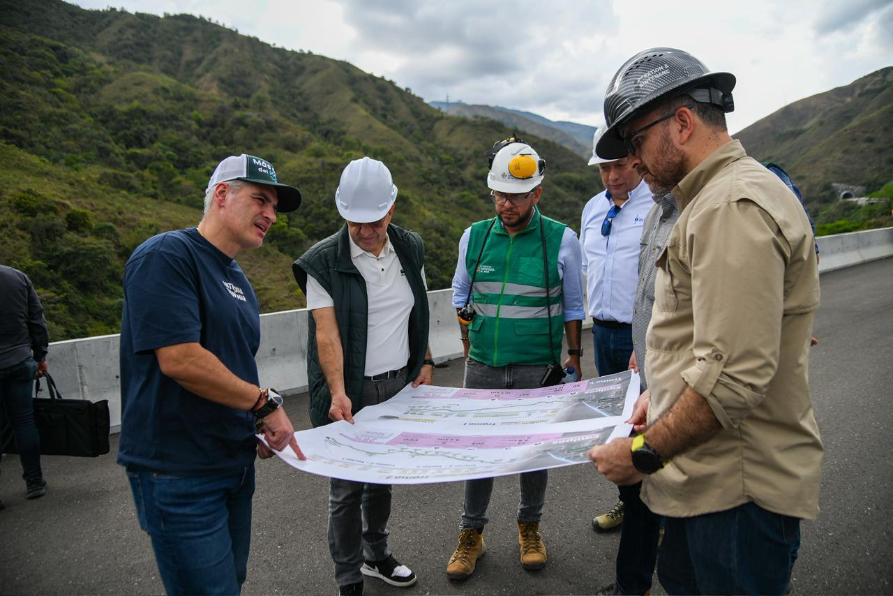“No tienen ni una sola razón para abstenerse de instalar los equipos electromecánicos”, Gobernador Andrés Julián