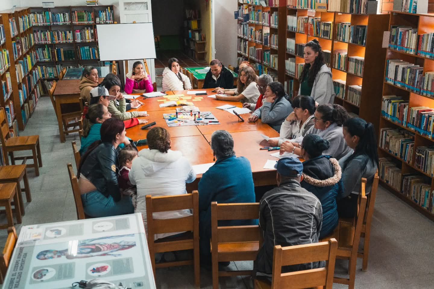 Sistema del Cuidado de Antioquia inició su apuesta formativa con más de mil 300 mujeres cuidadoras