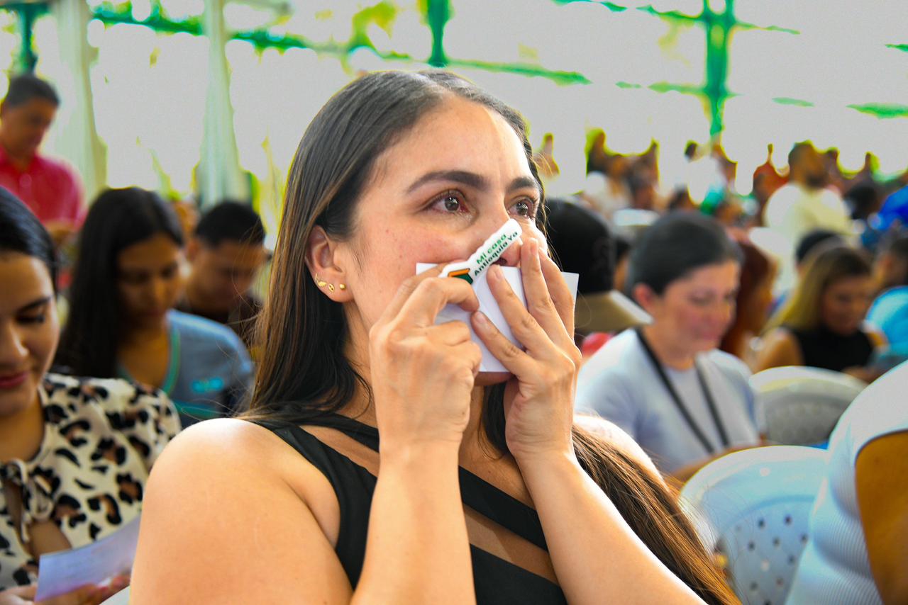 “Mi casa Antioquia Ya” beneficiará a 2 mil 932 familias antioqueñas