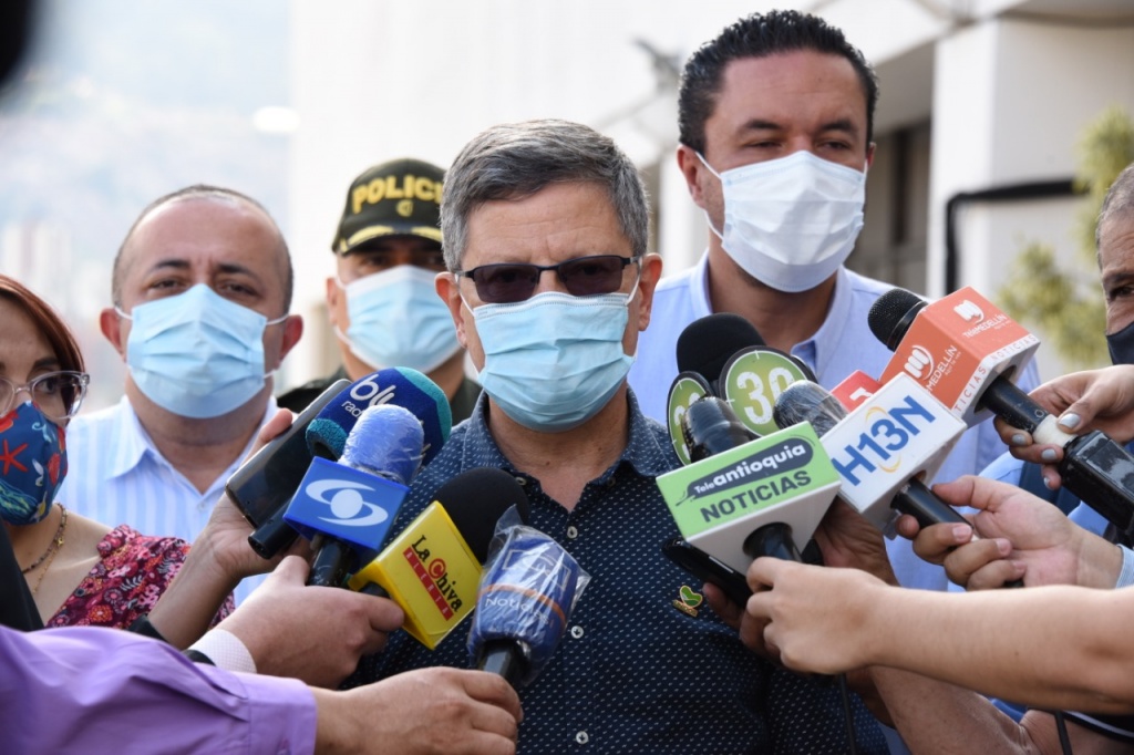 Toque de Queda por la Vida, Pico y Cédula y Ley Seca por la Vida, medidas para afrontar nuevo pico de contagios por Covid-19 en Antioquia