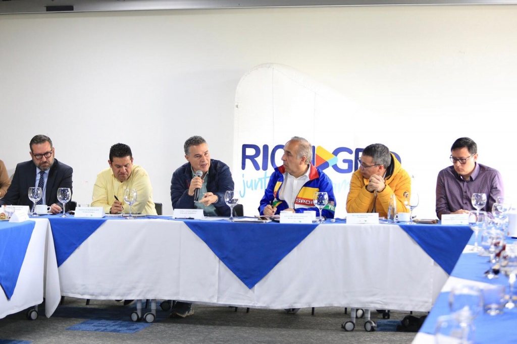 “Seguimos UNIDOS para tener el aeropuerto internacional que Antioquia y Colombia merecen”