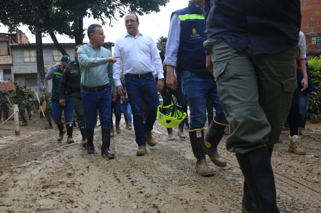 Gobernación de Antioquia y Dagran apoyan la atención y mitigación del evento ocurrido en el sector Villa Lía de Itagüí