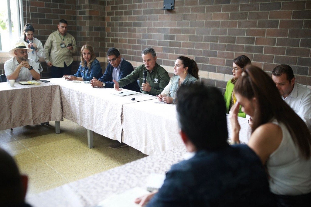 Ministra de las TIC y Gobernador de Antioquia presidieron Diálogo Vinculante para las subregiones del Oriente y el Nordeste