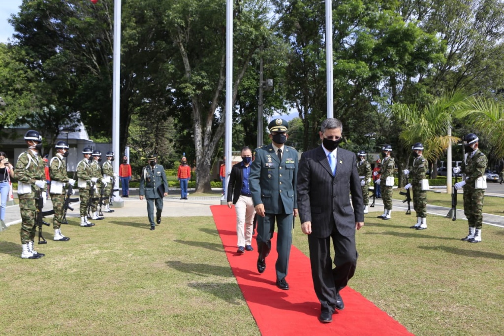 En los 201 años del Ejército Nacional, Gobernador (E) destacó el servicio de los héroes silenciosos