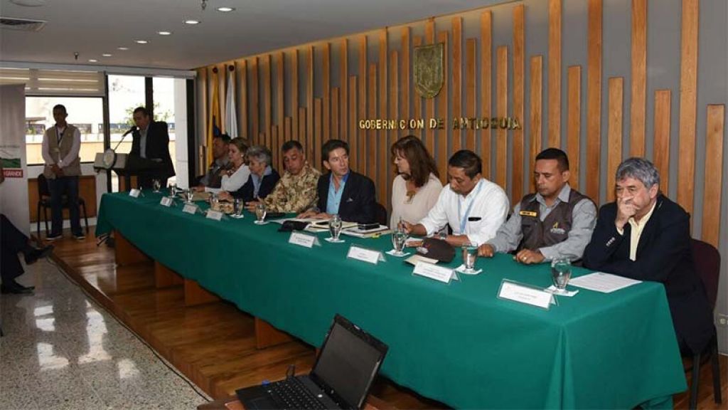 Visitas de Gobernación de Antioquia y Comisión Tripartita a zonas de preagrupamiento FARC-EP - Vigía del Fuerte