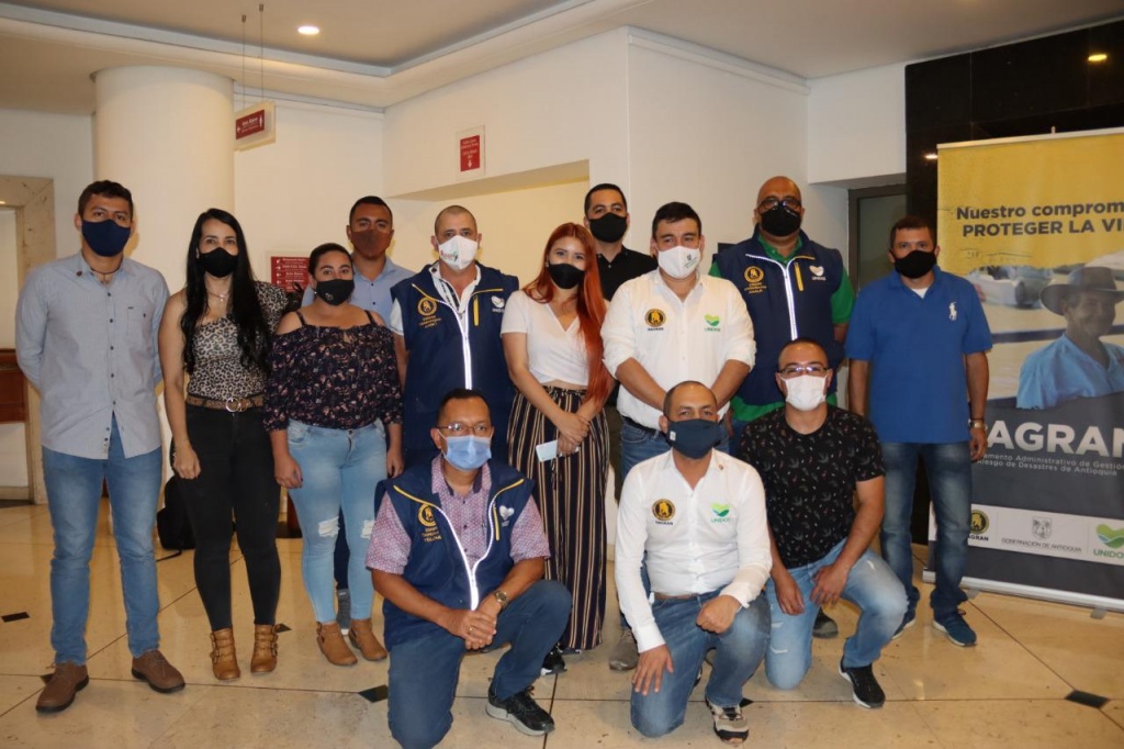 Los coordinadores de los Consejos Municipales de Gestión del Riesgo de Desastres de Antioquia fueron graduados por el Dagran en Gestión del Riesgo