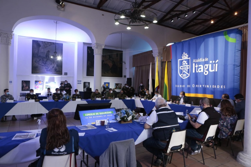 Ministro de Defensa anunció más policías para Itagüí y el fortalecimiento de operaciones para disminuir homicidios en Antioquia