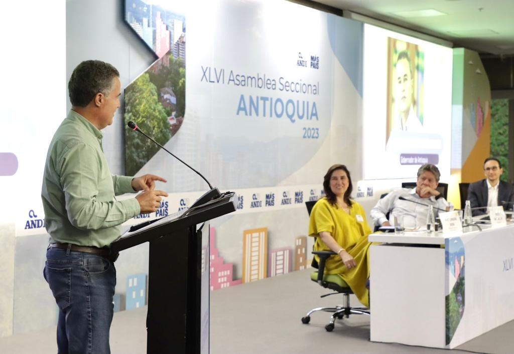 El Gobernador de Antioquia invitó a los empresarios de la ANDI a liderar la visión de Antioquia al 2040