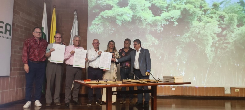 Se firmó acuerdo para constituir el Comité Antioquia de la Guadua y el Bambú