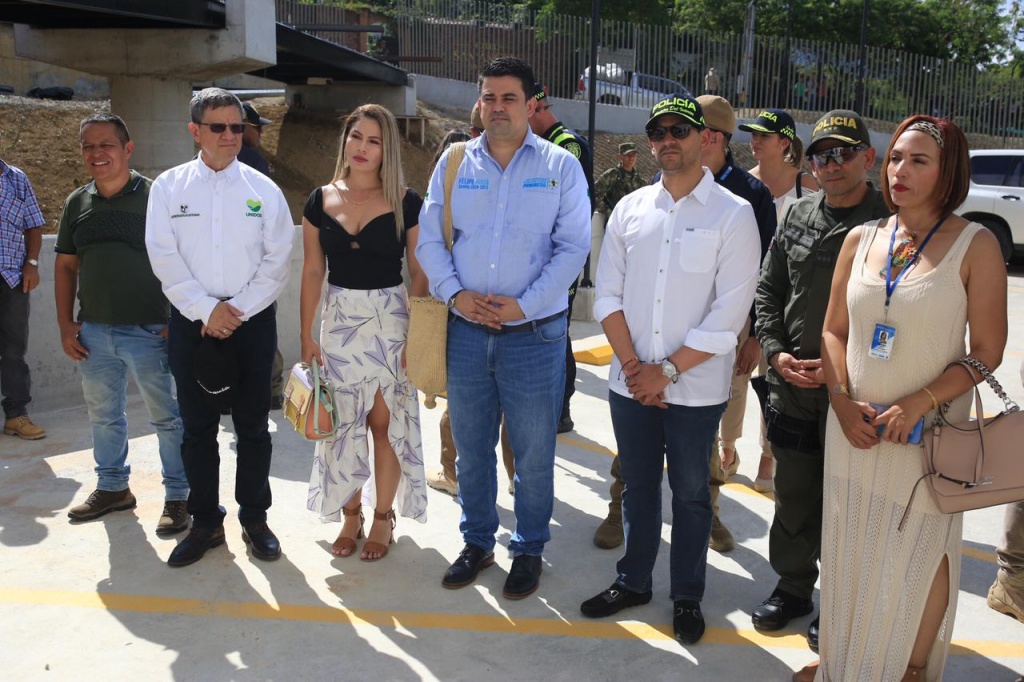 Un moderno Comando de Policía fue entregado hoy Santa Fe de Antioquia, gracias a inversión conjunta de los gobiernos nacional, departamental y municipal