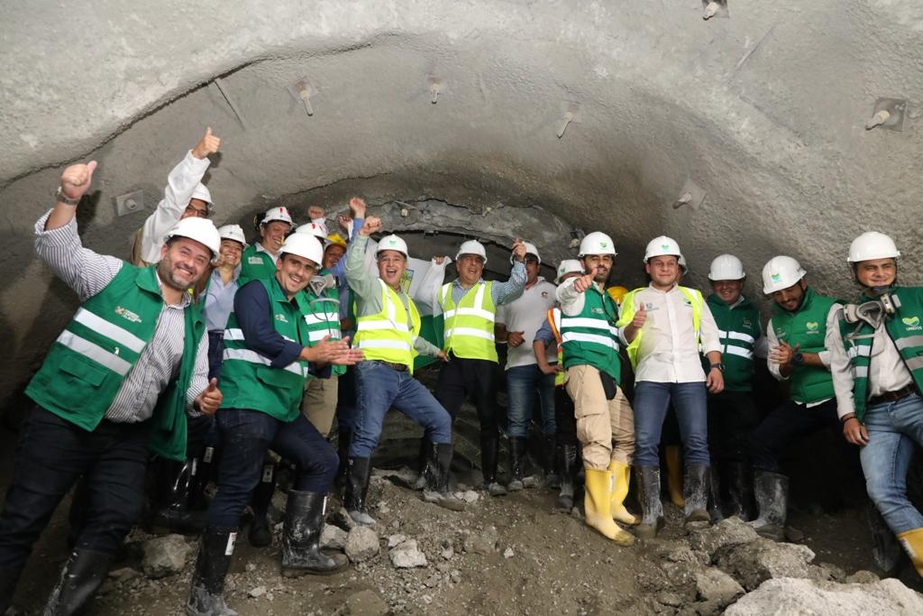 Se concreta un hito en la construcción del Túnel Guillermo Gaviria Echeverri: este jueves 2 de marzo se alcanzó el cale de la galería de rescate