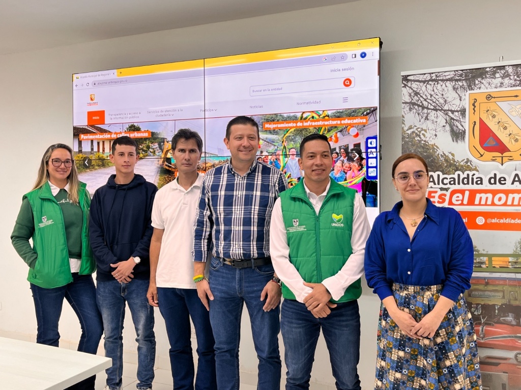 Gobernación de Antioquia desarrolla proyecto de conectividad en parques y escuelas del departamento