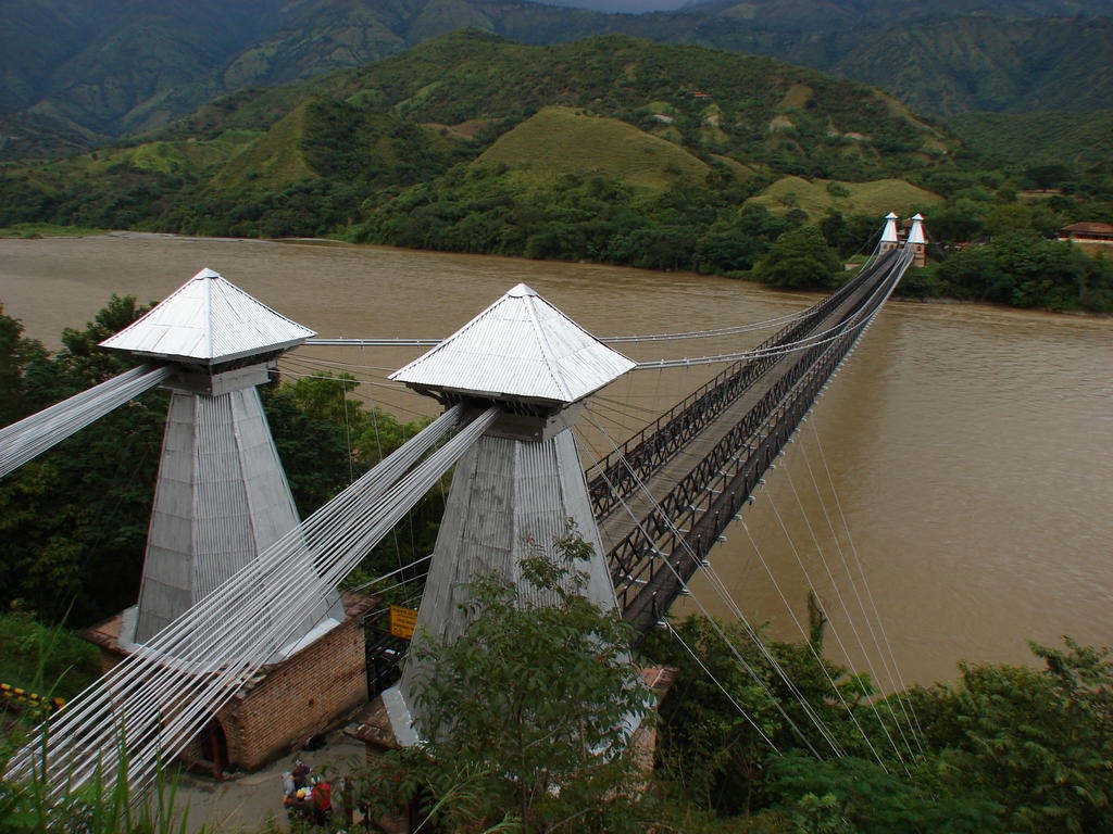 OCAD Regional destinó recursos para pavimentación de vías campesinas en Occidente